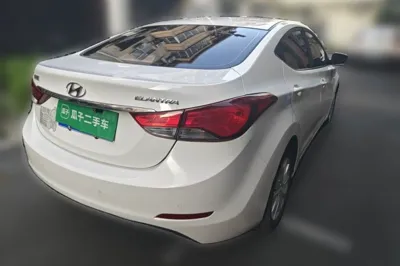 Hyundai Elantra (5th Generation