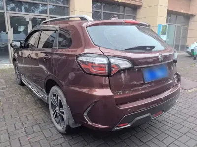 Venucia T70