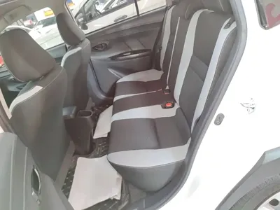 Toyota Yaris L