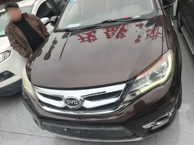 BYD S7