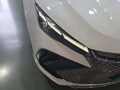 Geely L HiP