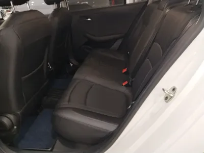 Roewe i5