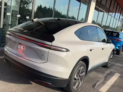 Nio EC6