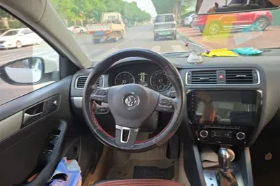 Volkswagen Sagitar