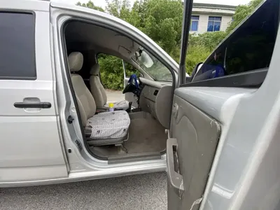 Wuling Rongguang V