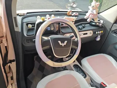 Wuling MINIEV