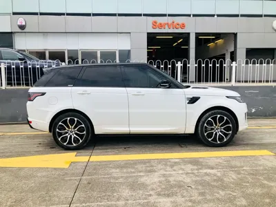 Land Rover Sport