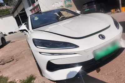 Denza Z9GT