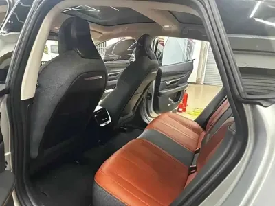 Xpeng P7