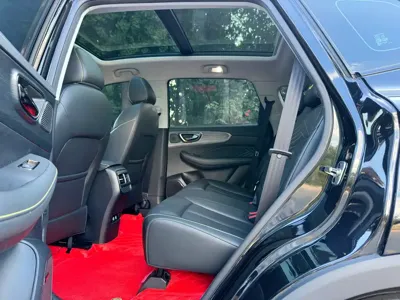 Roewe RX5