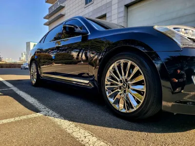 Hyundai Equus