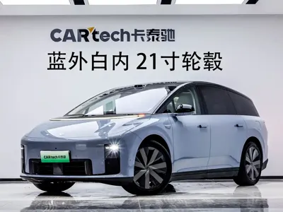 Li Auto 理想i8