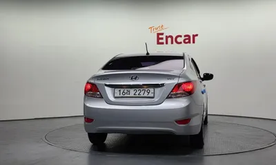 Hyundai Accent
