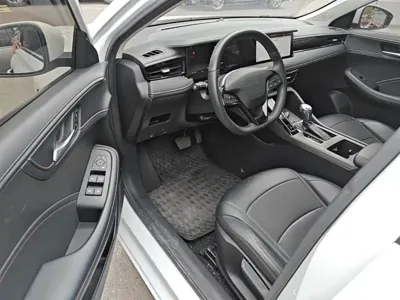 Roewe i5