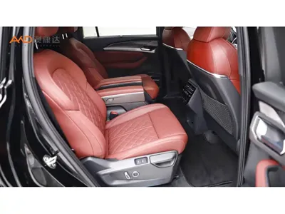 Audi Q6