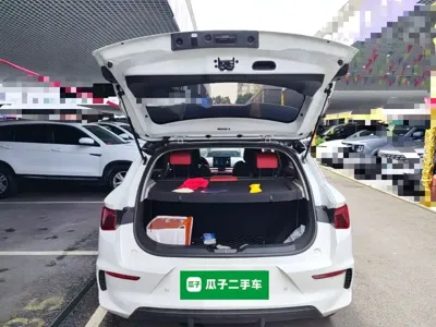BYD e2