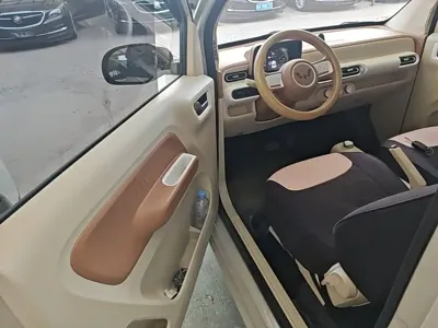 Wuling MINIEV