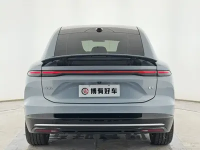 Nio EC6