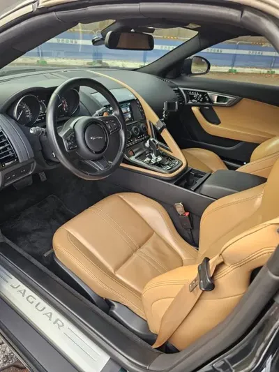 Jaguar F-Type