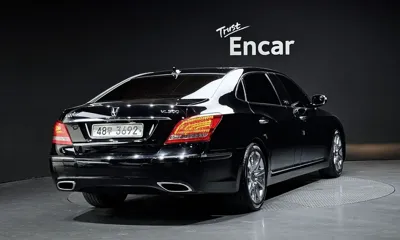 Hyundai Equus