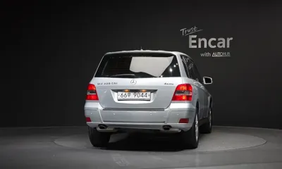 Mercedes-Benz GLK-Class