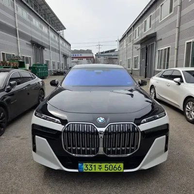 BMW 7-Series