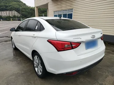 Chery Arrizo 5