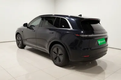 Li Auto L7