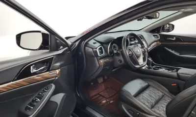 Nissan Maxima