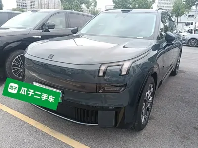 Lynk & Co 领克900