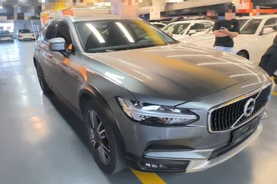 Volvo V90