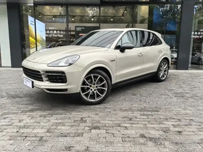 Porsche Cayenne Hybrid