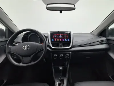 Toyota Yaris L