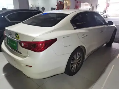Infiniti Q50L