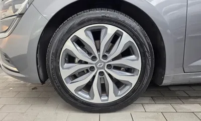 Renault-KoreaSamsung SM6