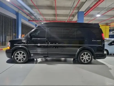 Chevrolet Express Van