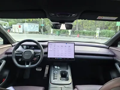Xiaomi SU7