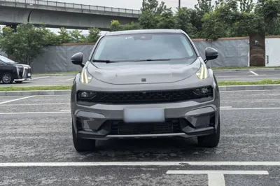 Lynk & Co 05