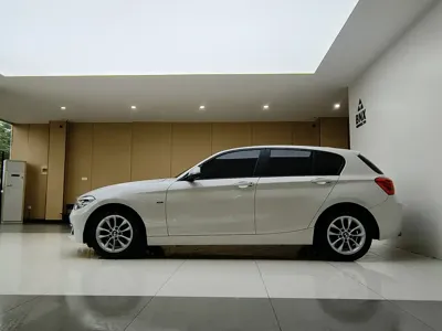 BMW 1 Series (Import)