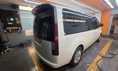 Hyundai Staria
