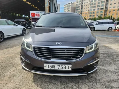 Kia Canival