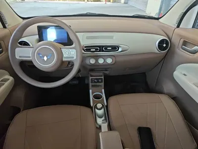 Wuling MINIEV