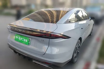 Geely Galaxy L6