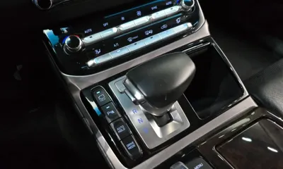 Genesis EQ900