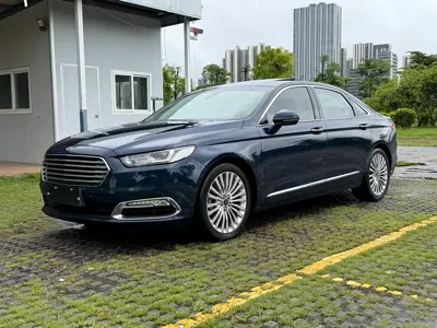 Ford Taurus