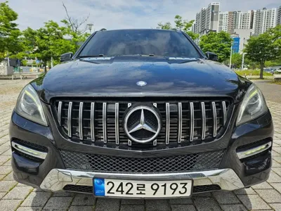 Mercedes-Benz M-Class