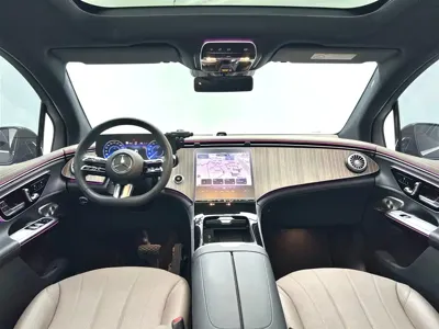 Mercedes-Benz EQE SUV