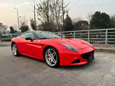 Ferrari California T