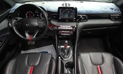 Hyundai Veloster