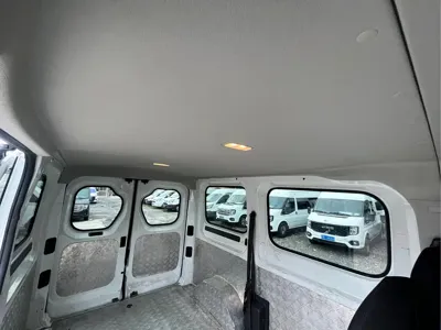 大通 V90